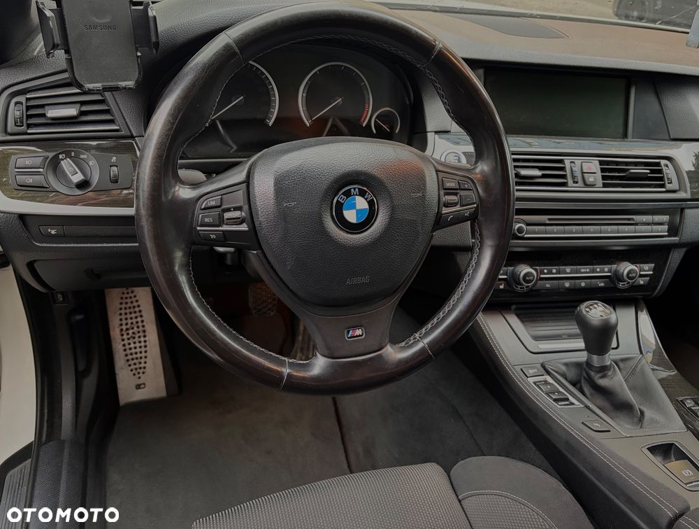 BMW Seria 5 520d - 6