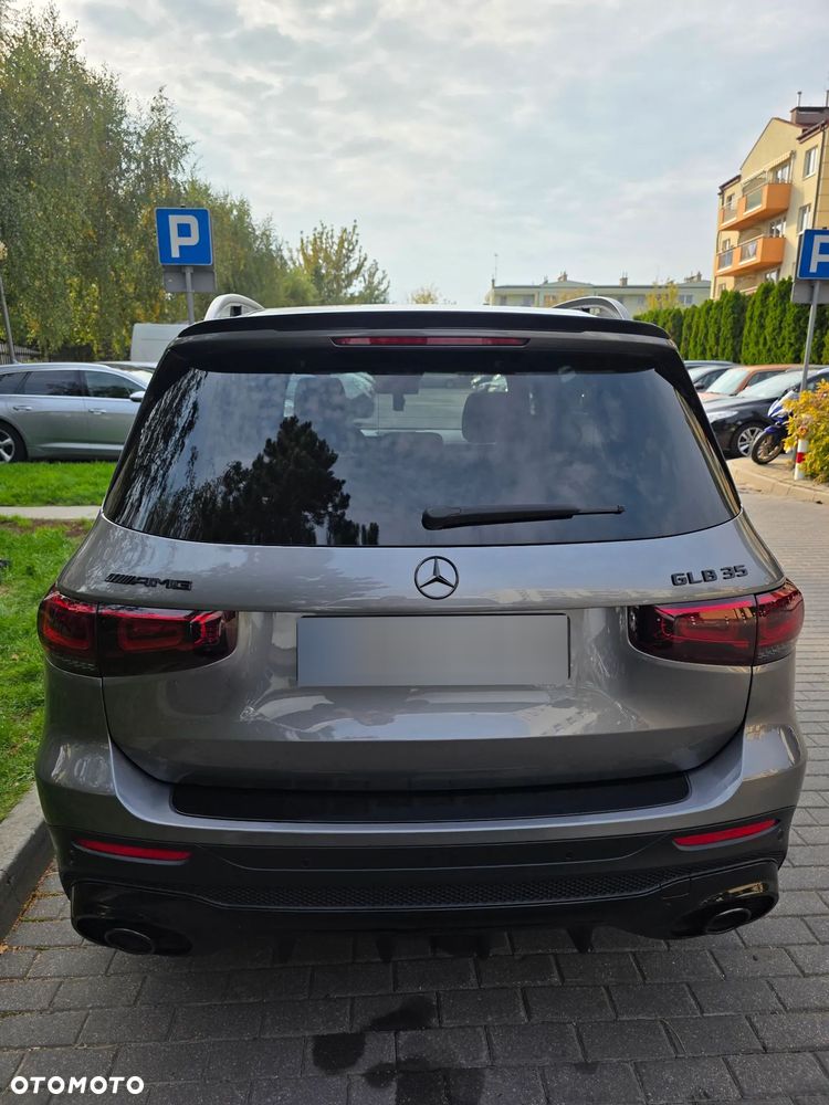 Mercedes-Benz GLB - 7