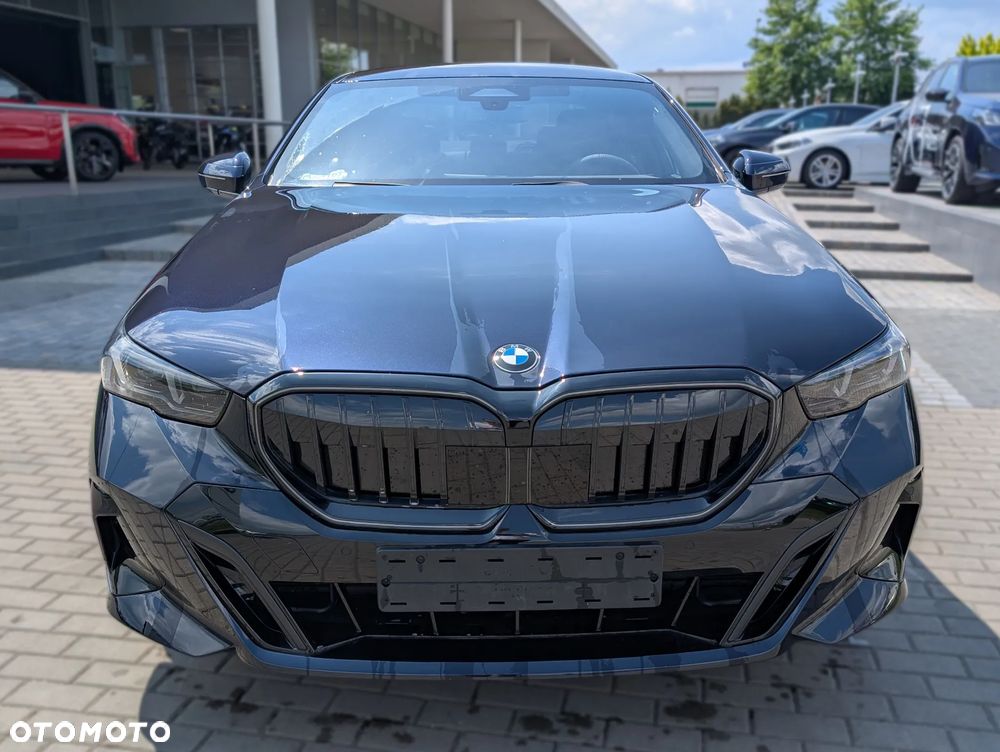 BMW Seria 5 520d mHEV - 6