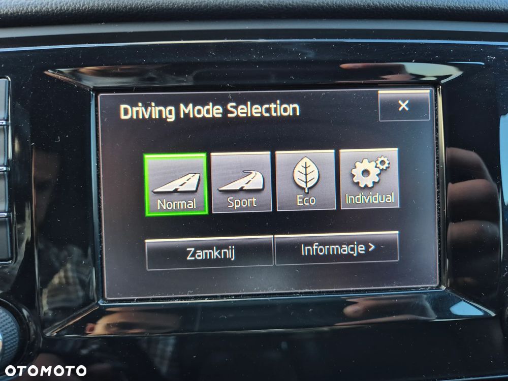 Skoda Octavia 2.0 TDI RS DSG - 15