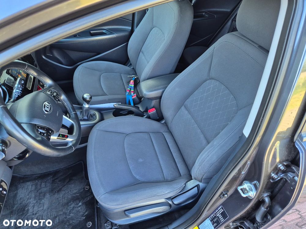 Kia Rio 1.2 Dream Team Edition - 7
