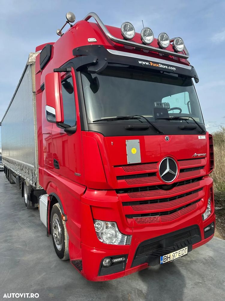 Mercedes-Benz Actros Mega - 3