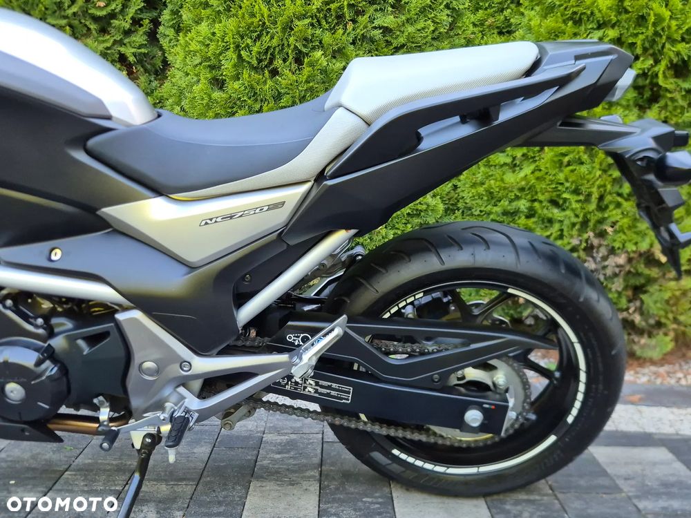 Honda NC - 29