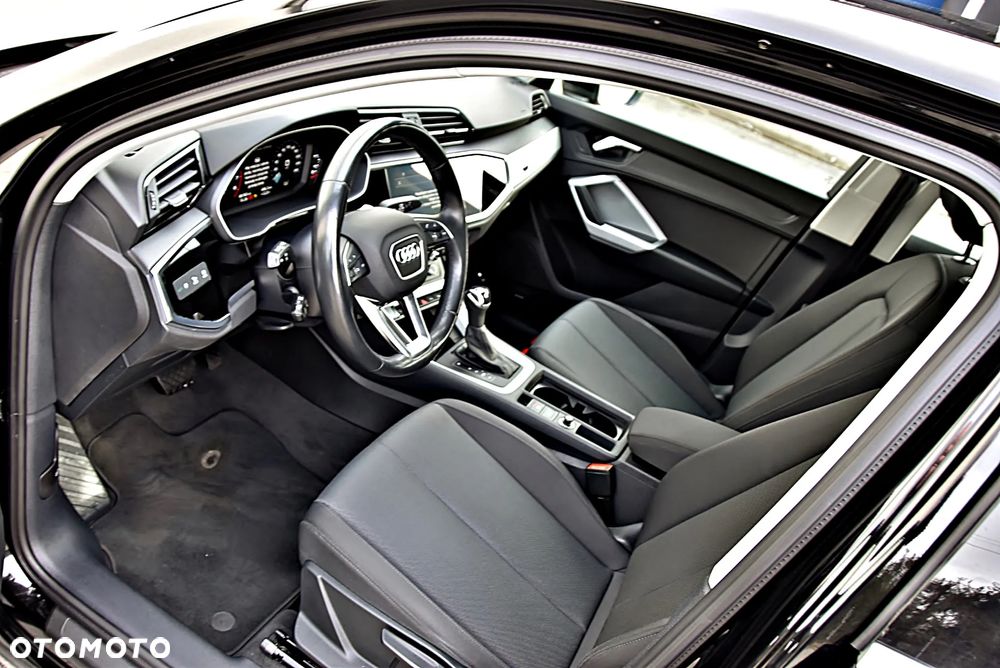Audi Q3 35 TFSI S tronic - 13