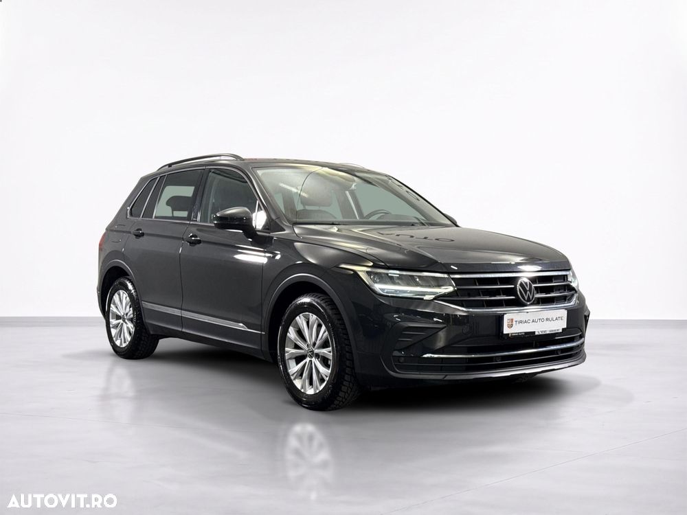 Volkswagen Tiguan - 8