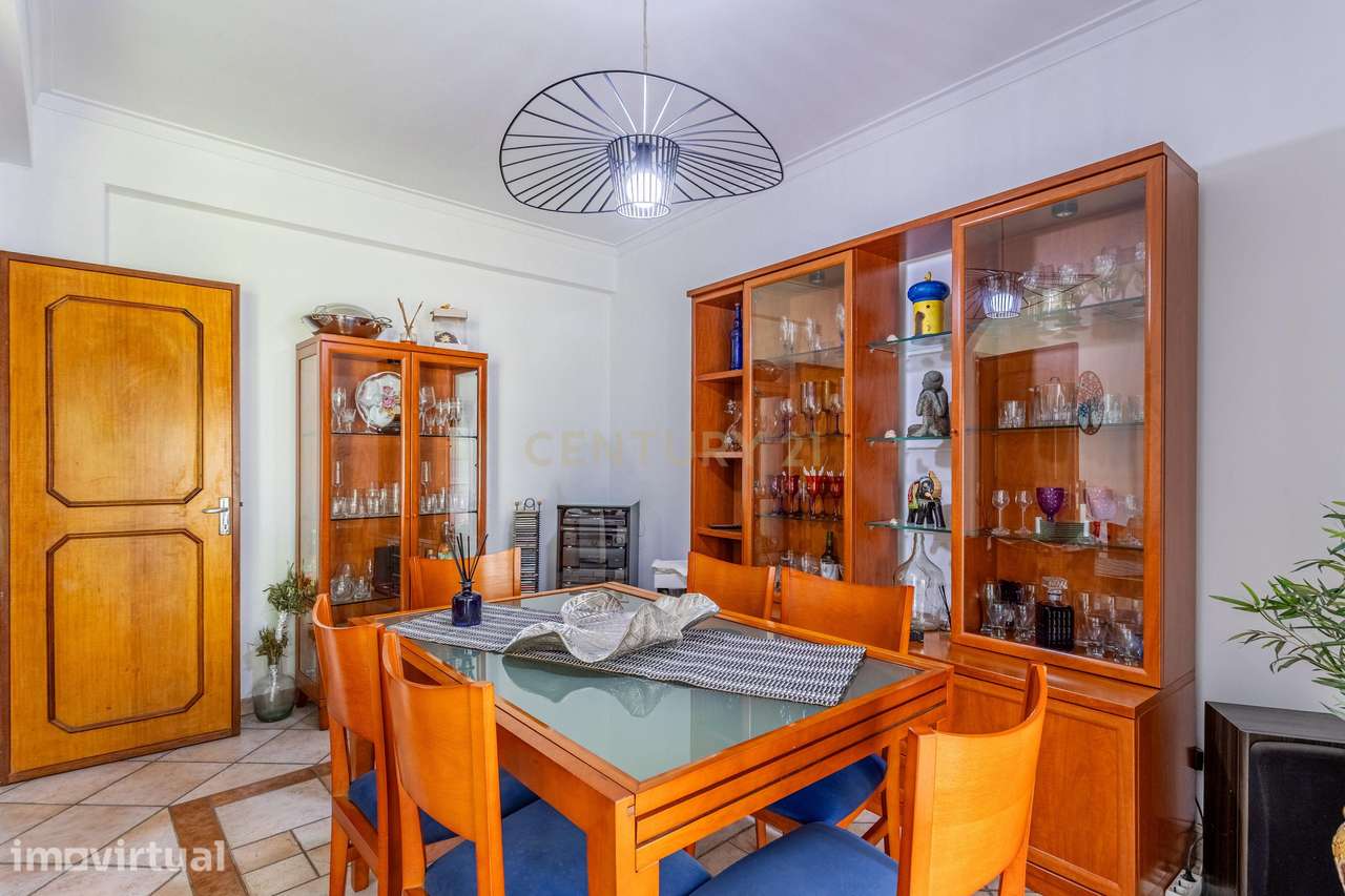 Apartamento T2 remodelado em Sacavém - Grande imagem: 5/16