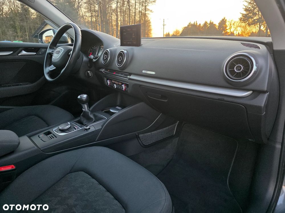 Audi A3 Sportback 1.4 TFSI Ambition - 14