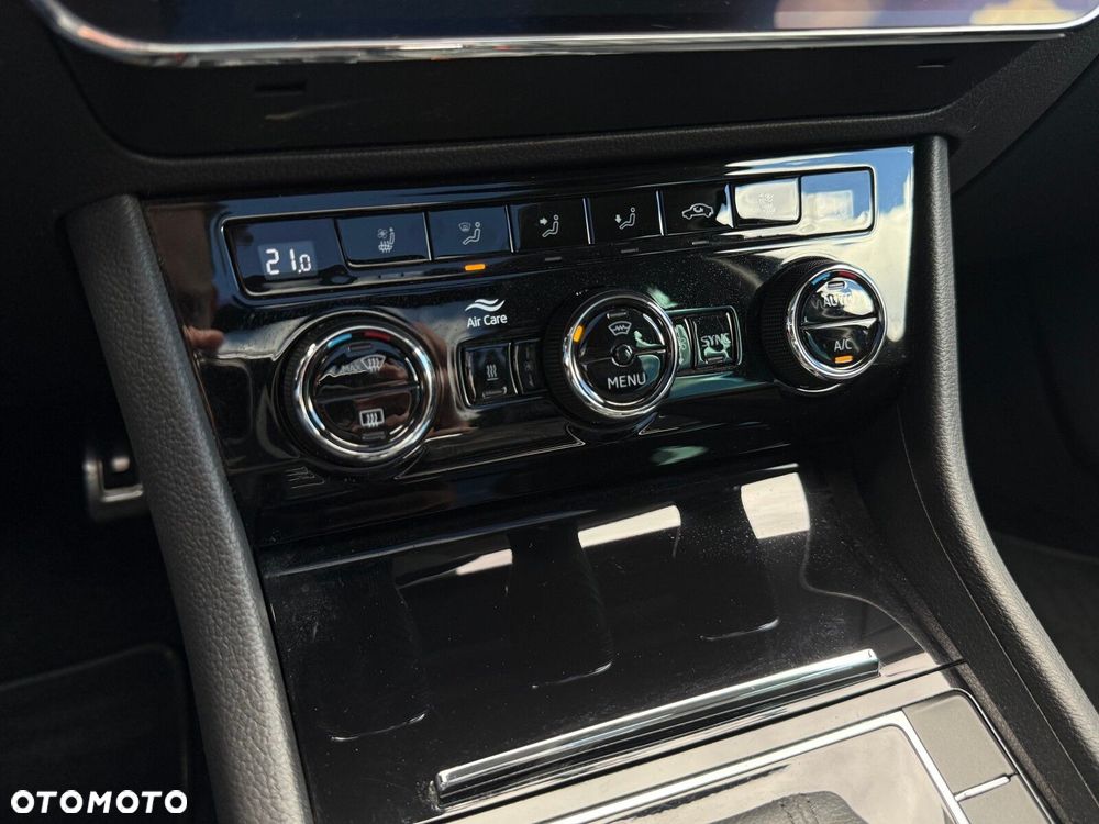 Skoda Superb 2.0 TSI 4x4 L&K DSG - 30
