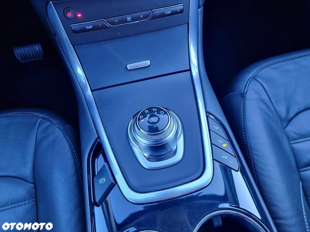 Ford Galaxy 2.0 EcoBlue Titanium - 38