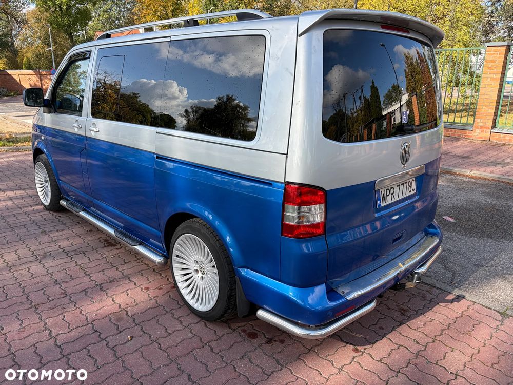 Volkswagen Multivan - 3