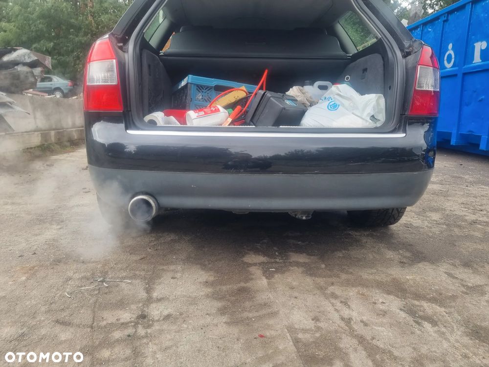 AUDI A4 II B6 01-06 2003 r. AVANT S-LINE LY9B ZDERZAK TYŁ TYLNY * - 1
