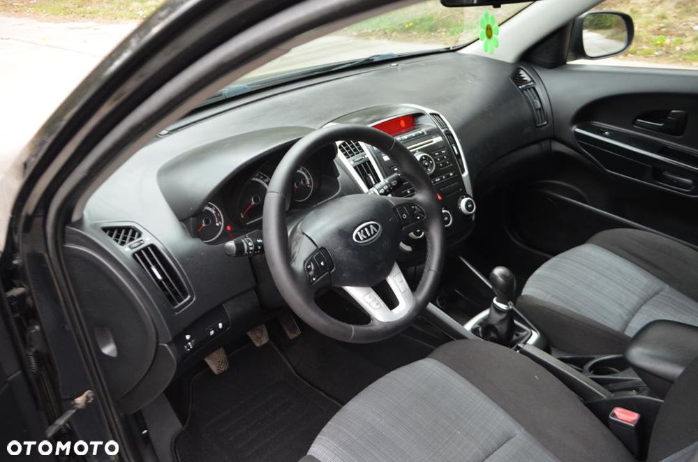 Kia Ceed 1.6 Comfort - 15