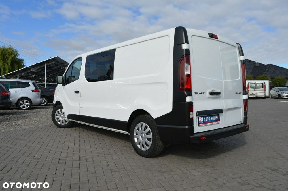 Renault Trafic - 13