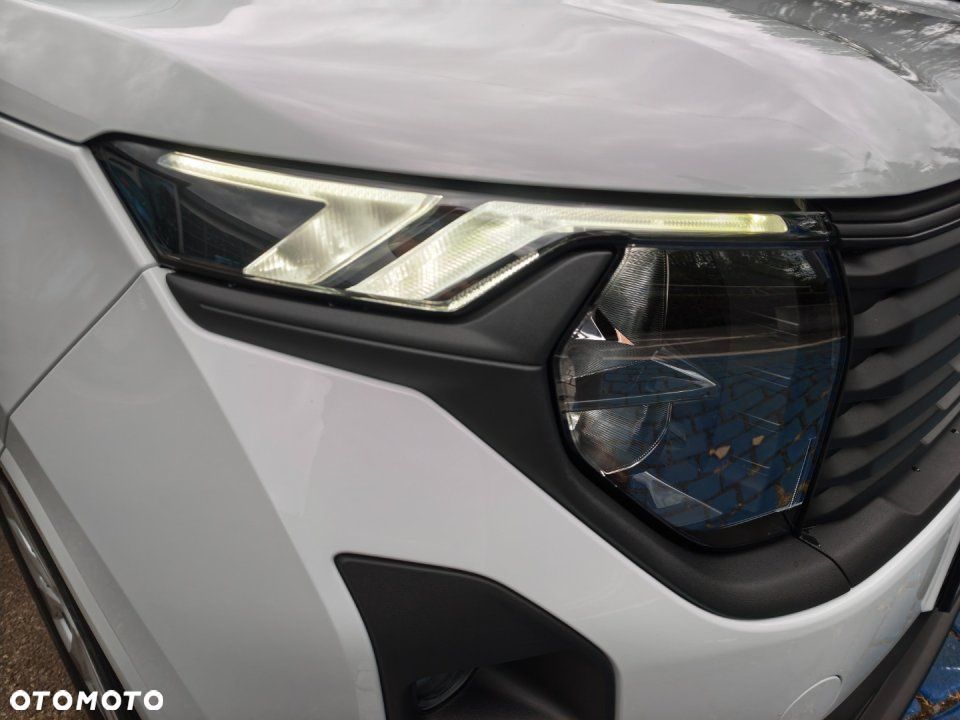 Ford Transit Courier - 18