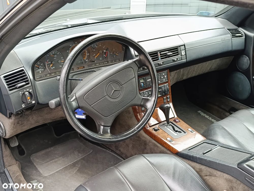 Mercedes-Benz SL - 9