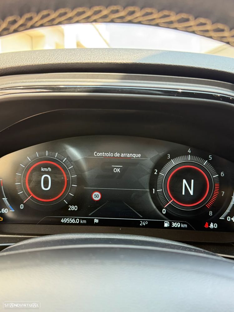 Ford Focus 2.3 EcoBoost S&S ST - 18