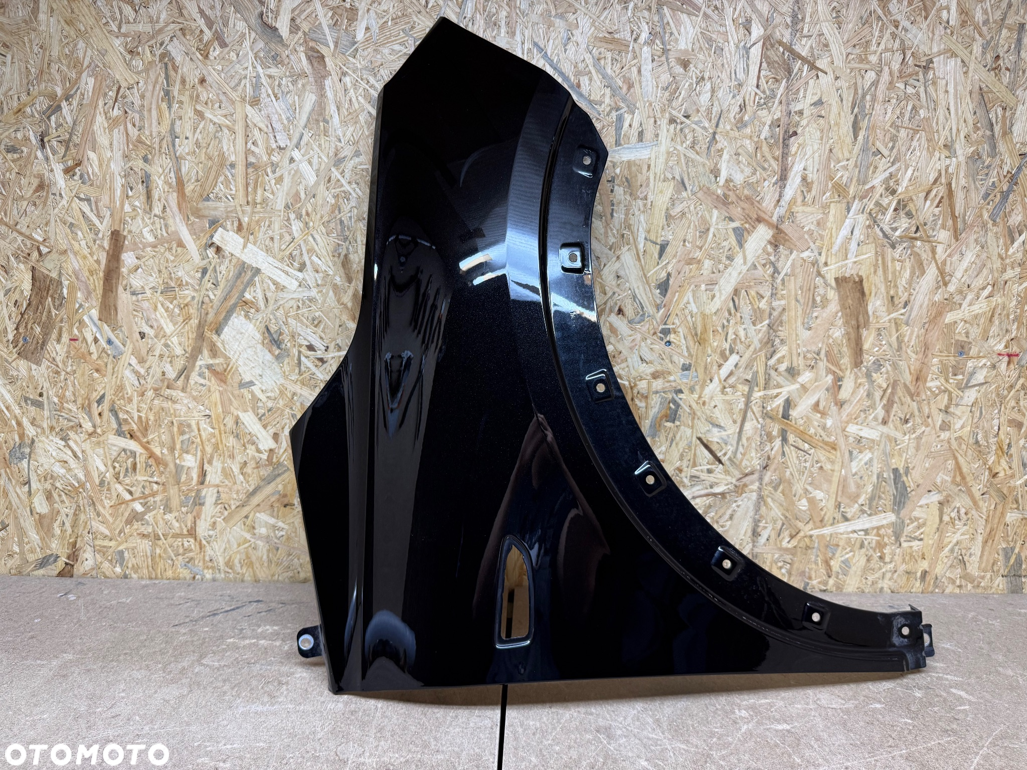 BŁOTNIK PRZÓD PRAWY OPEL CROSSLAND X CZARNY METALIK 39018600 - 9