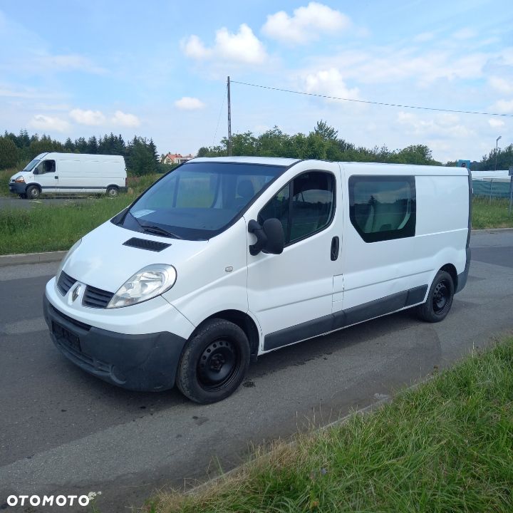 Renault TRAFIC - 1