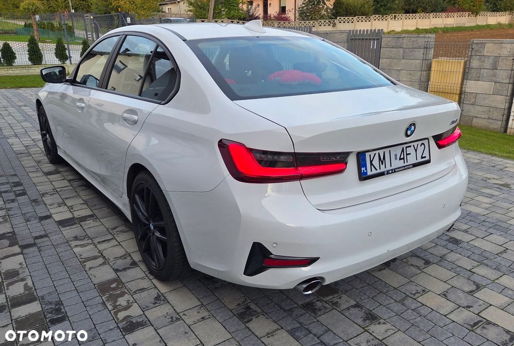 BMW Seria 3 318i Advantage - 27