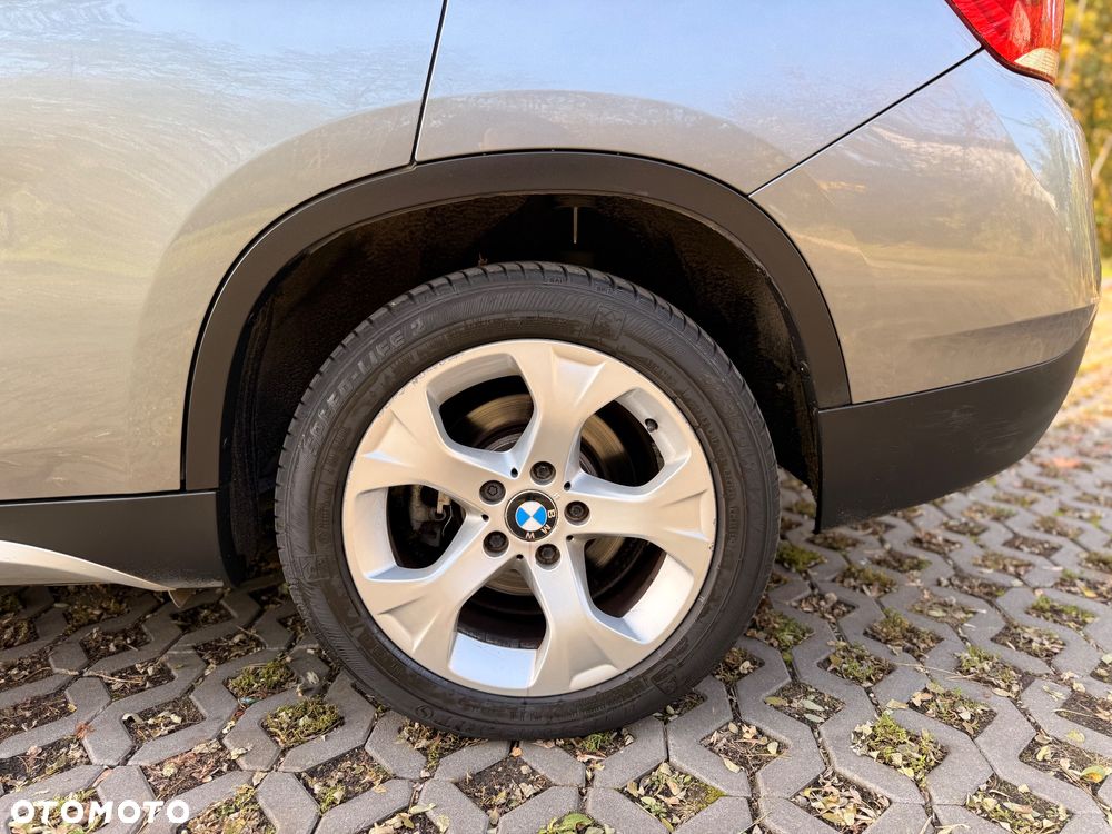 BMW X1 sDrive18d - 8