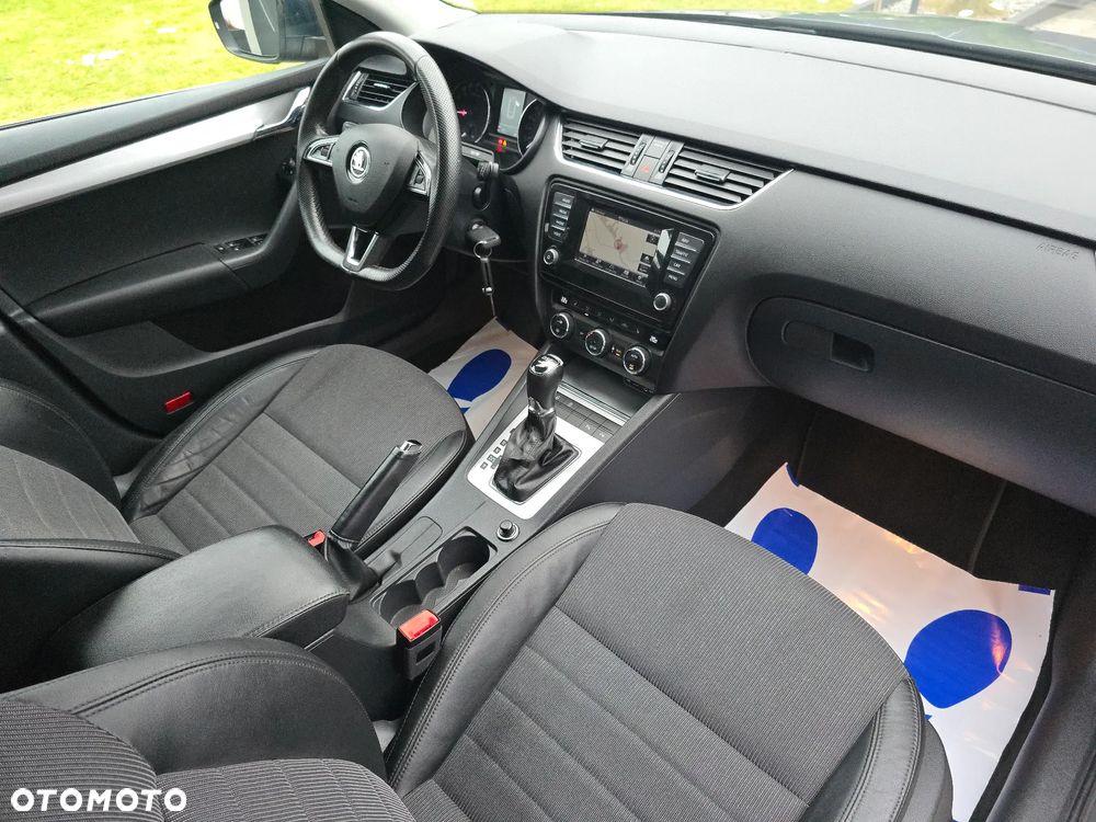 Skoda Octavia 2.0 TDI (Green tec) DSG Joy - 8