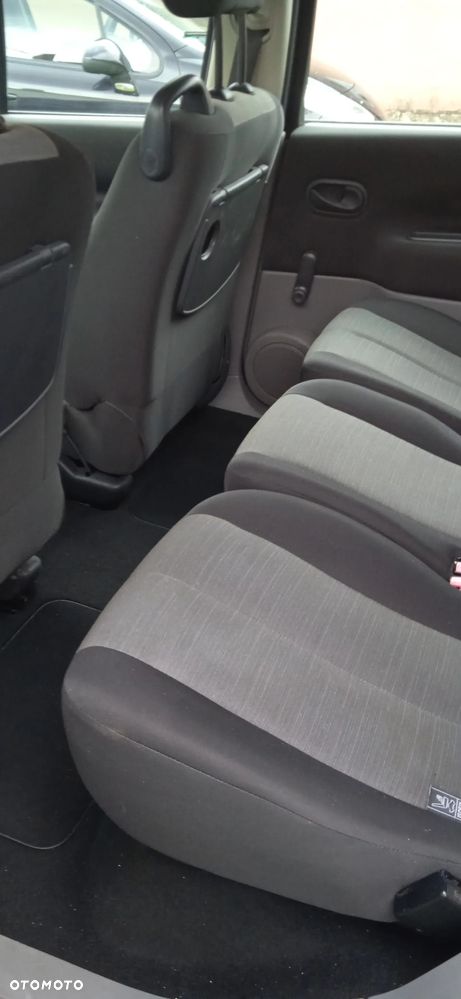 Renault Scenic - 4