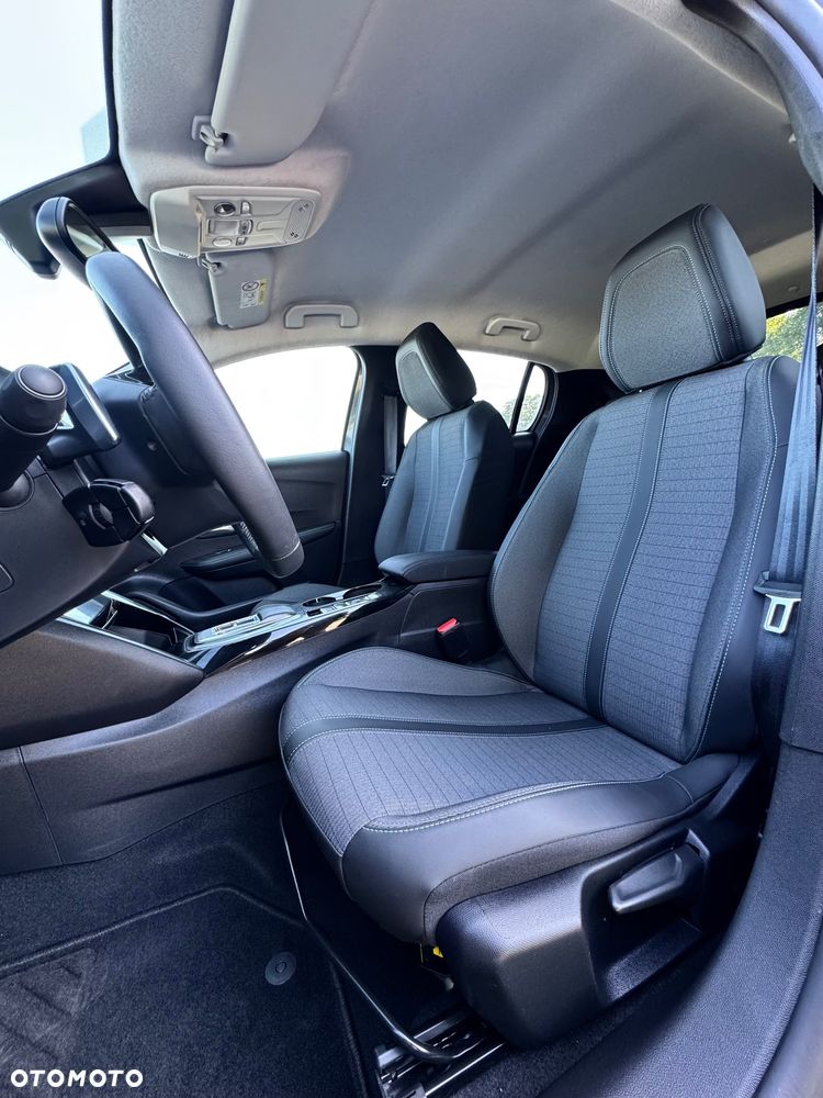 Peugeot 208 PureTech 130 EAT8 Allure Pack - 10