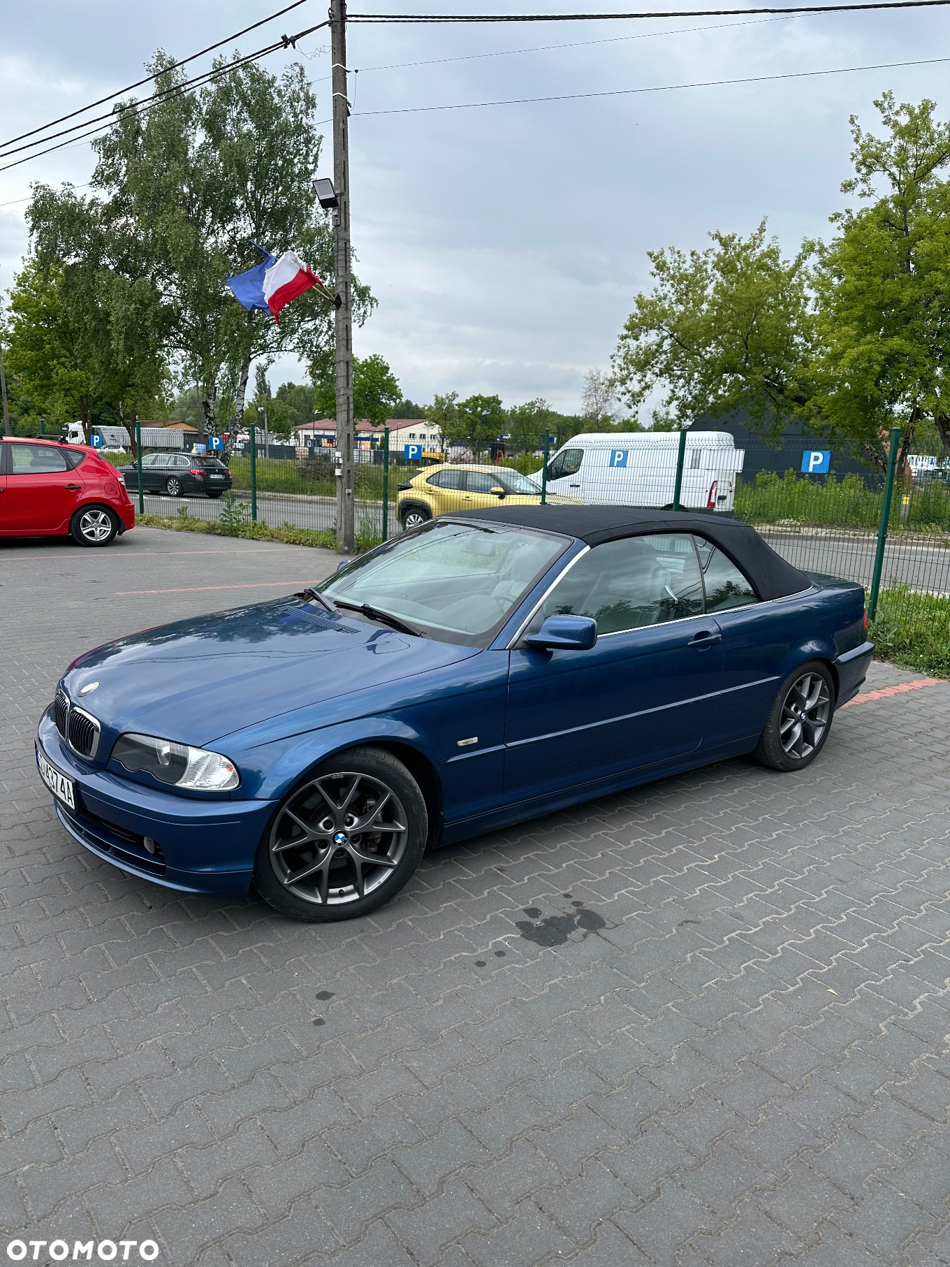 BMW Seria 3 323i - 2