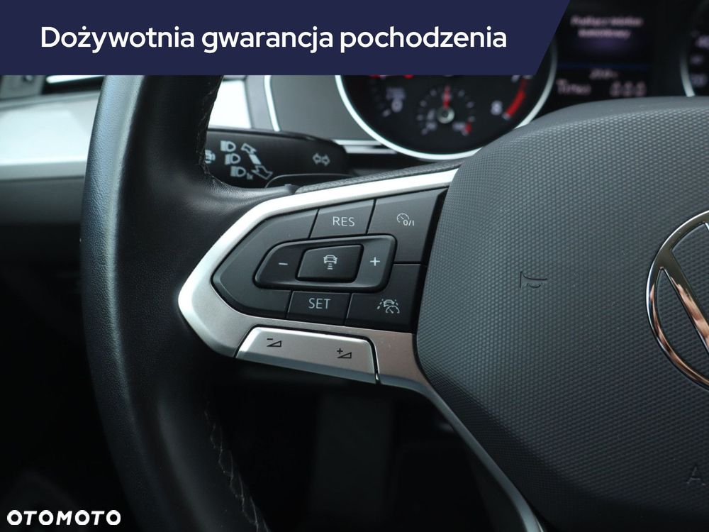 Volkswagen Passat Variant - 17