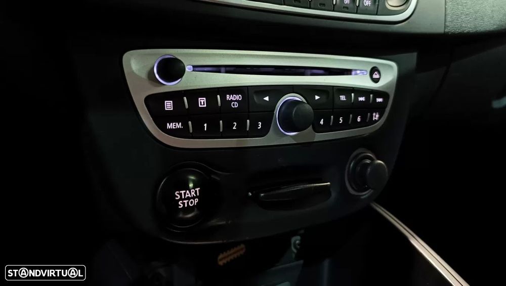 Renault Mégane Sport Tourer 1.5 dCi GT Line CO2 Champion - 30