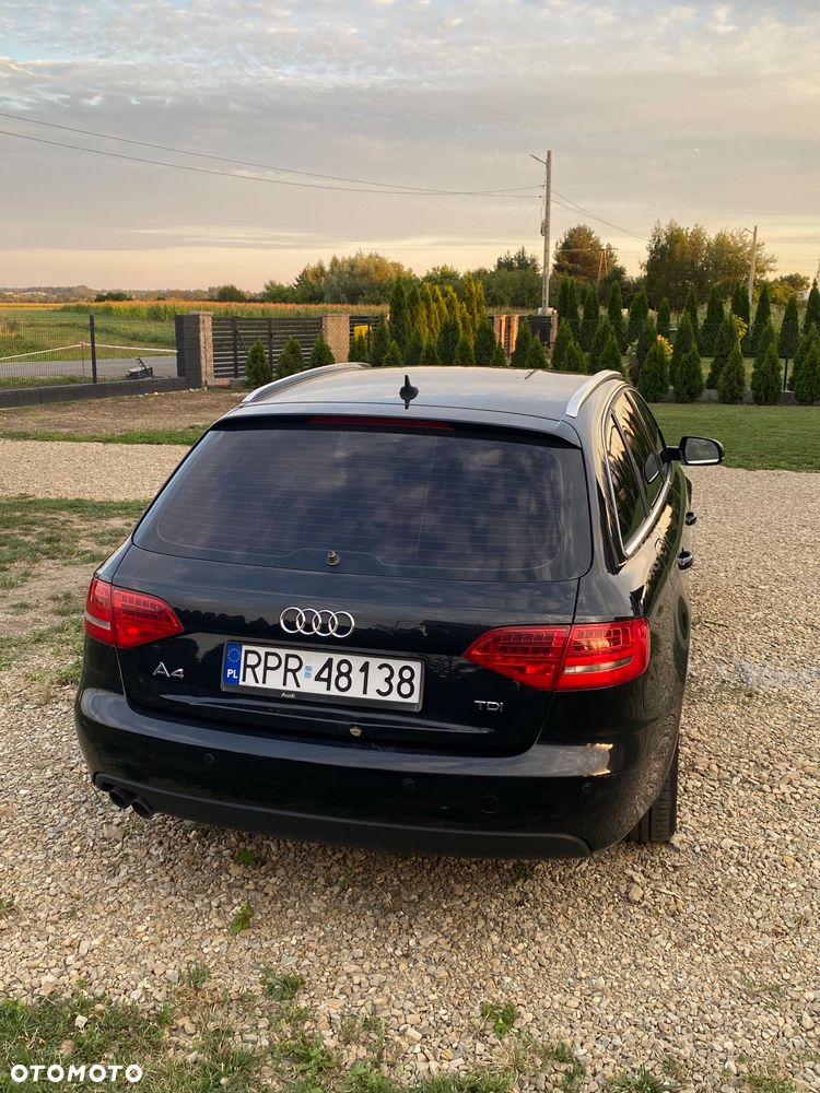 Audi A4 Avant 2.0 TDI - 14