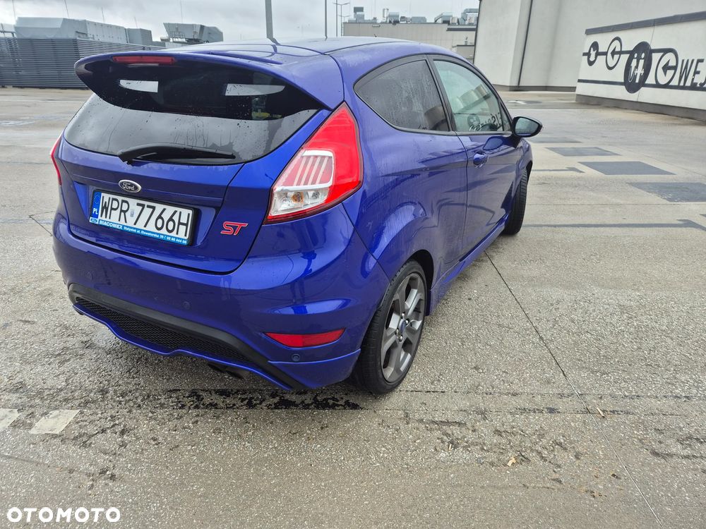 Ford Fiesta ST - 9