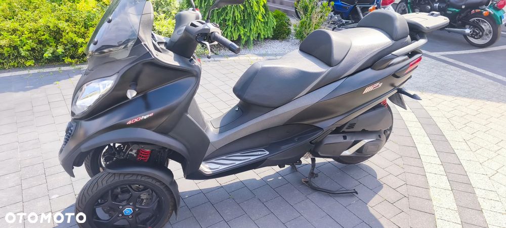 Piaggio MP-3 - 12