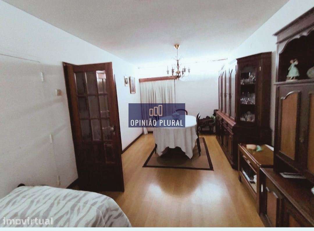 Moradia para Remodelar com Grande Potencial | Cedro - Grande imagem: 4/20