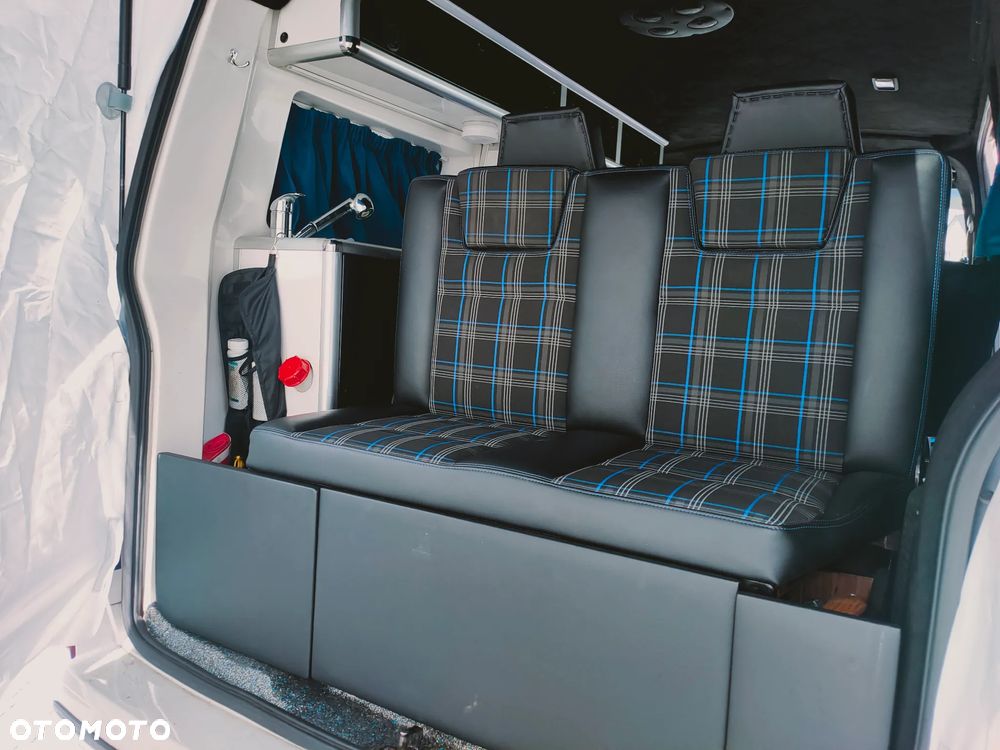 Volkswagen Transporter - 9