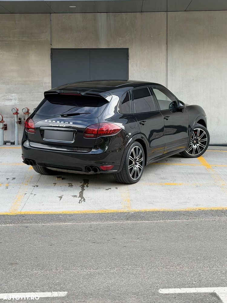 Porsche Cayenne GTS Tiptronic S - 3