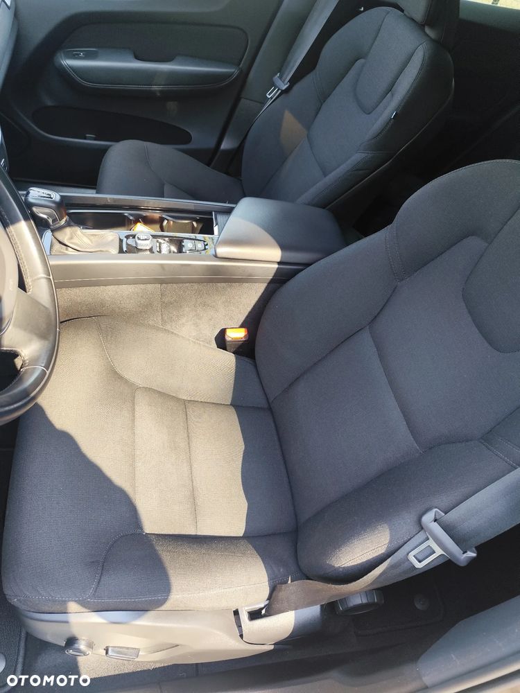 Volvo XC 60 D4 Geartronic Kinetic - 3