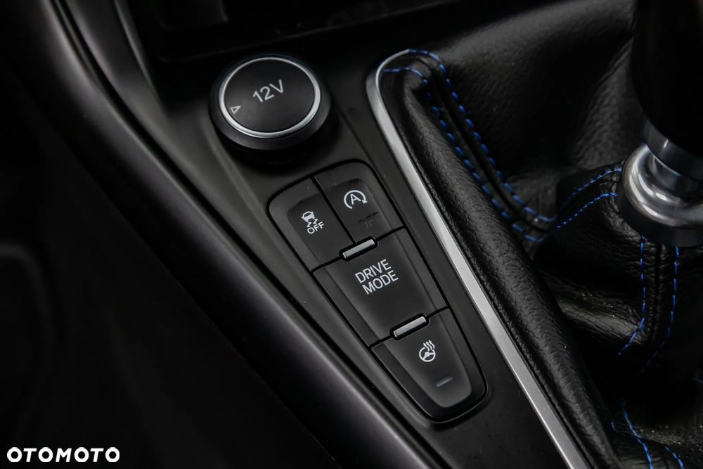 Ford Focus - 25