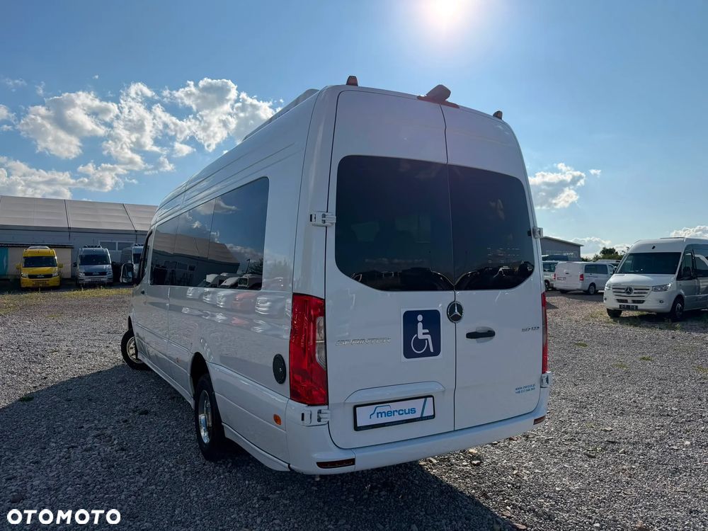 Mercedes-Benz Sprinter 517 - 7