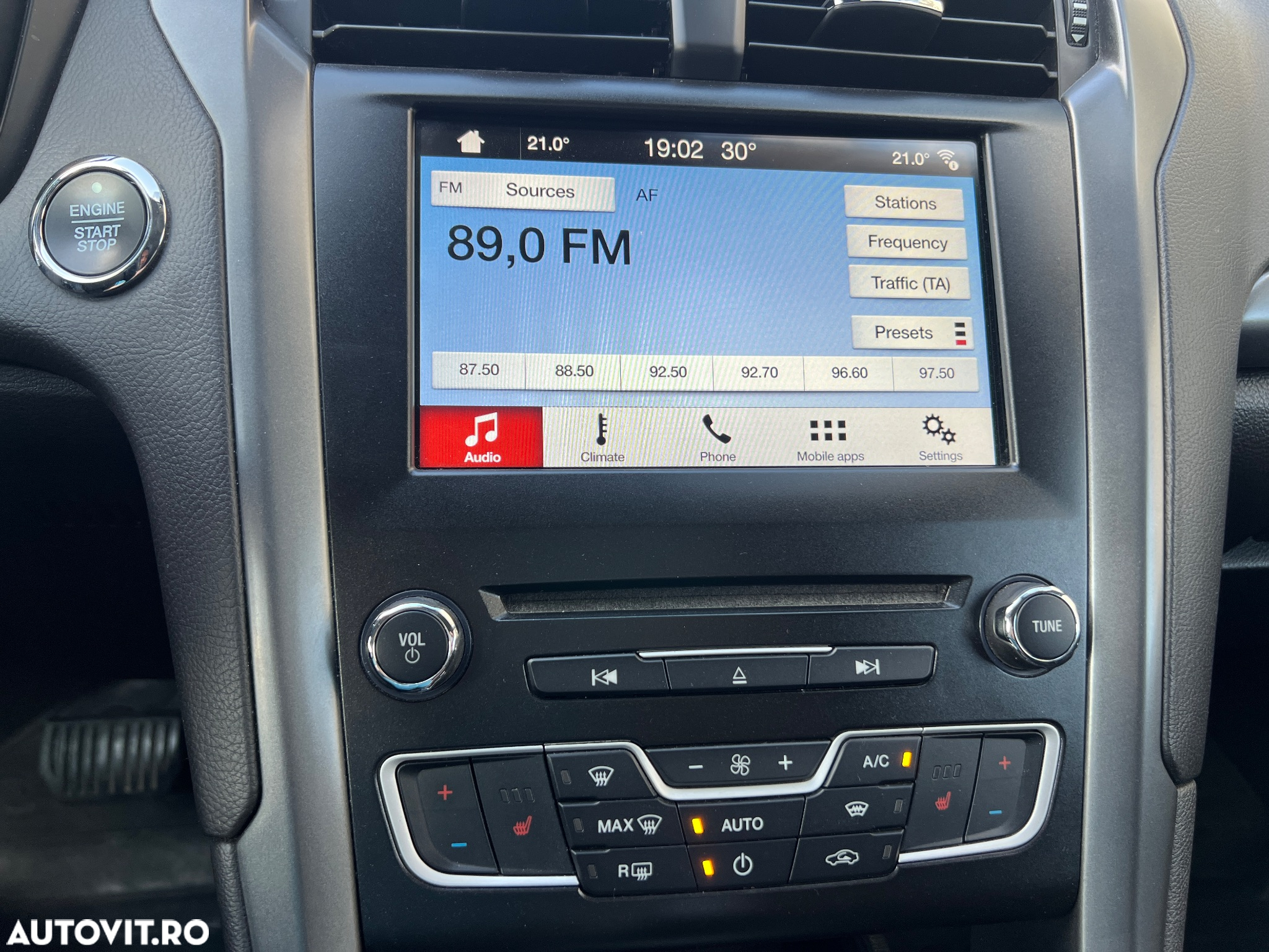 Ford Mondeo 2.0 Hybrid - 22