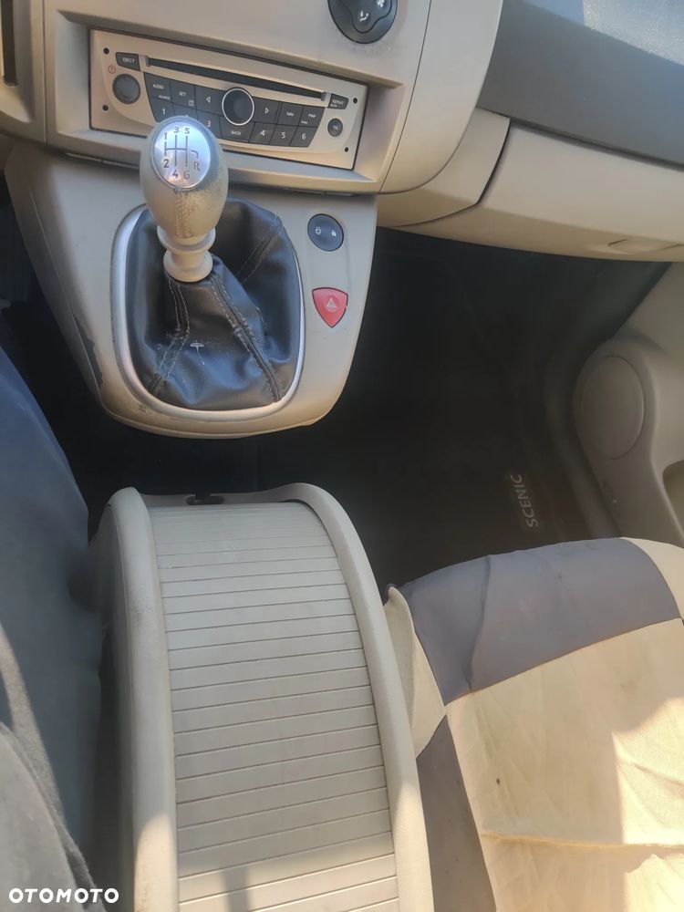 Renault Grand Scenic Gr 1.9 dCi Privilege - 14