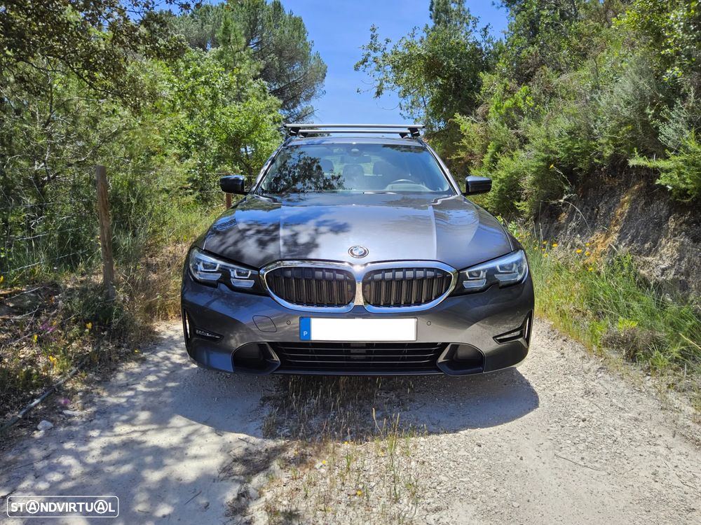 BMW 318 d Pack M - 14