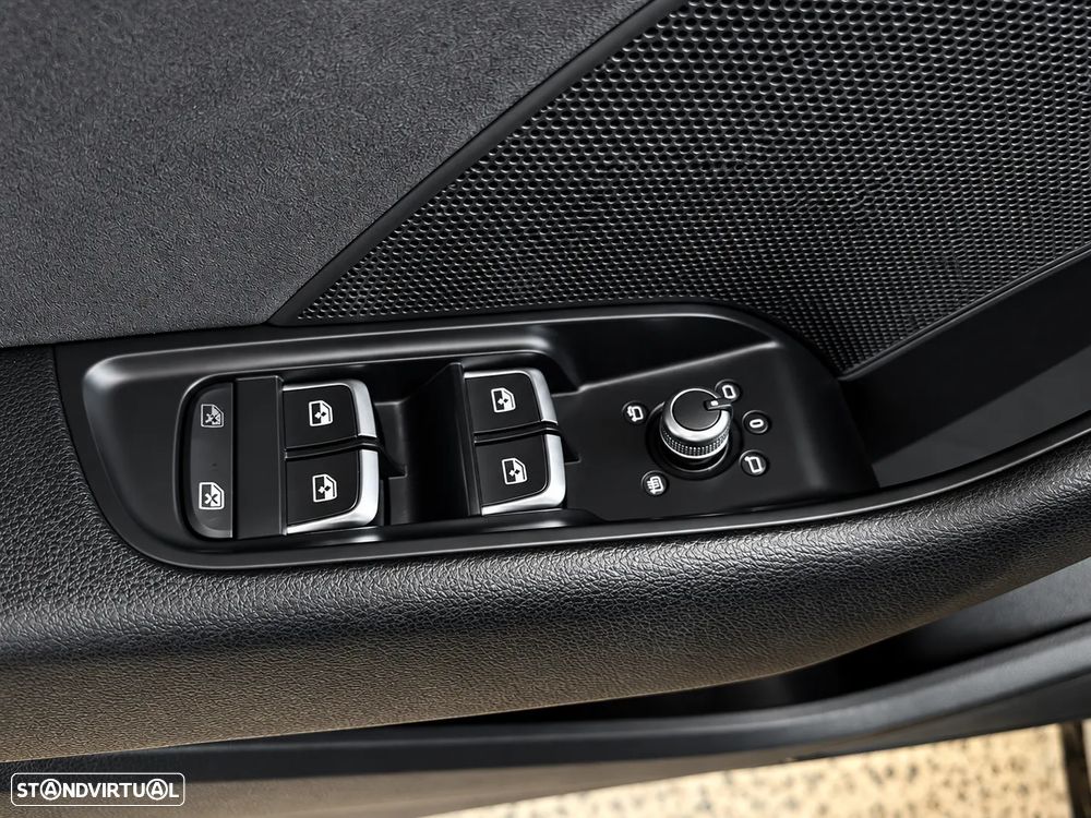Audi RS3 Sportback 2.5 TFSI quattro S tronic — fotografia 10