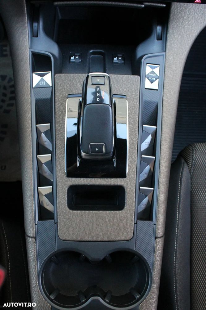 Citroën DS7 Crossback BlueHDI 180 Aut. GRAND CHIC - 17