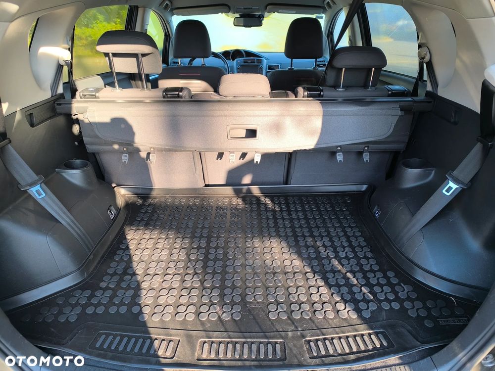 Toyota Verso 1.8 Premium 7os EU6 - 12