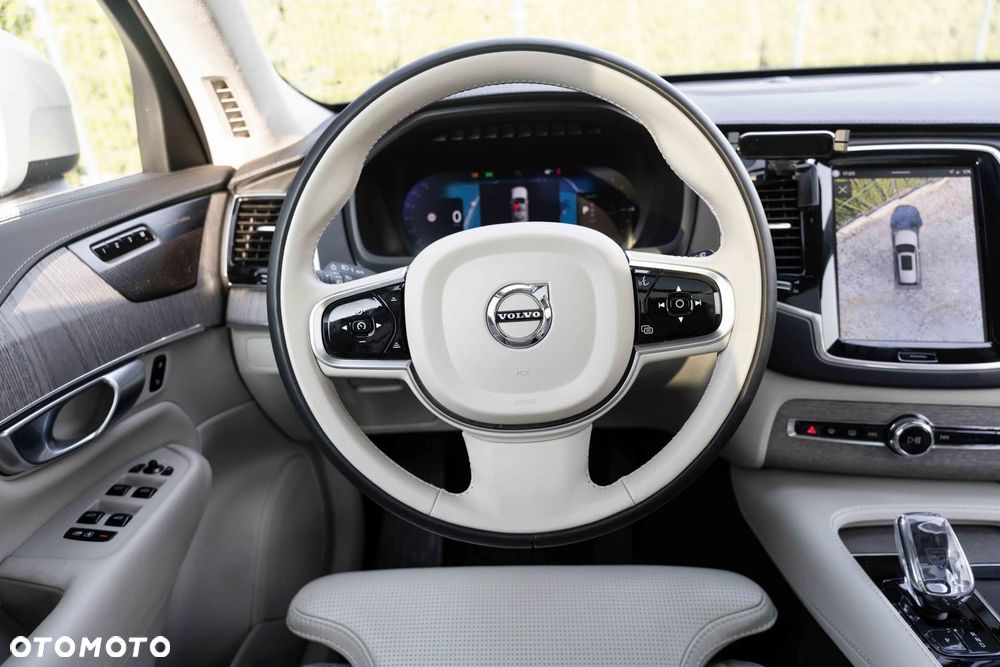 Volvo XC 90 - 12