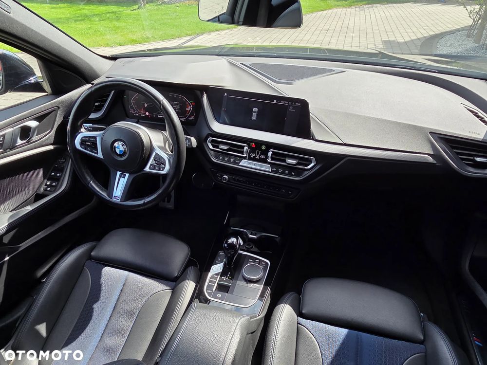 BMW Seria 1 120i M Sport - 11