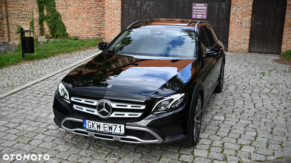 Mercedes-Benz Klasa E 220 d 4-Matic All-Terrain - 15