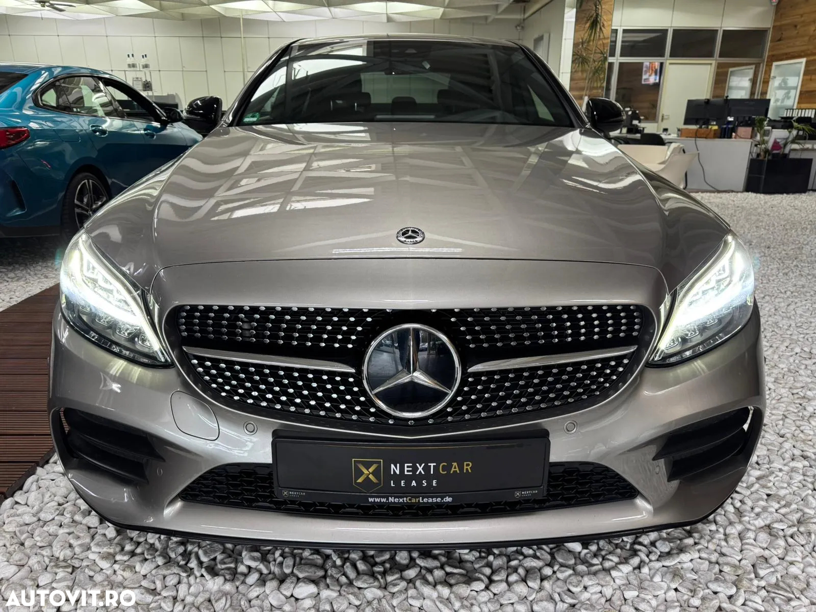 Mercedes-Benz C 220 d 4Matic T 9G-TRONIC AMG Line - 2