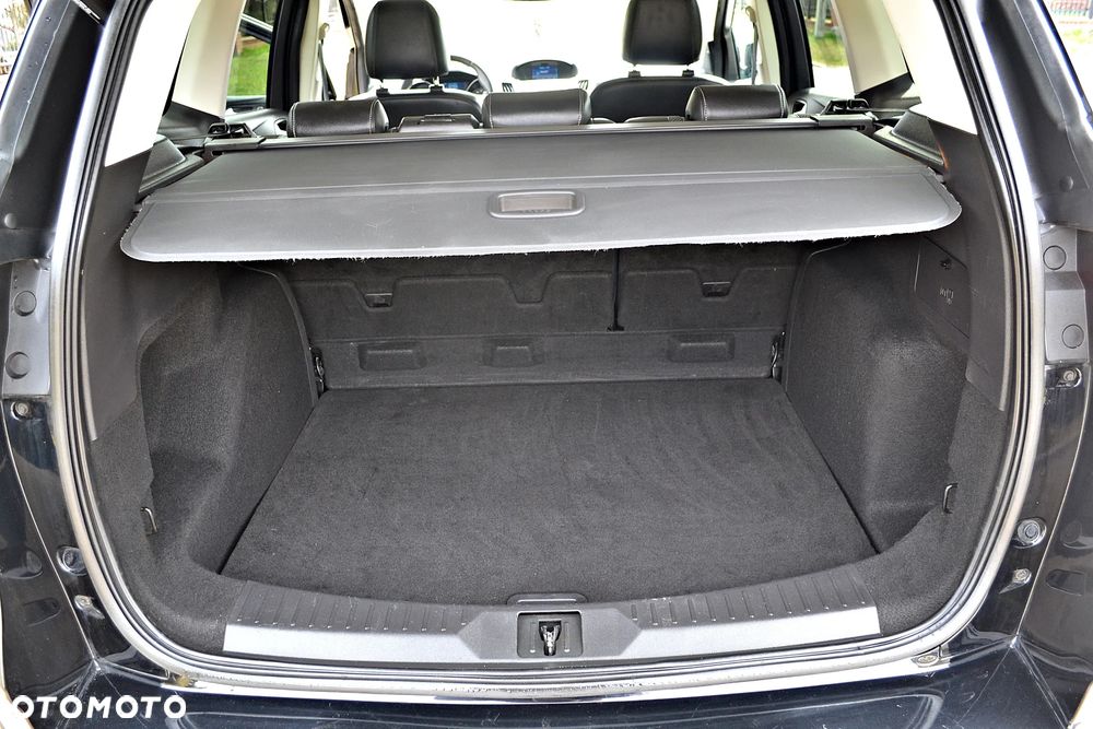 Ford Kuga 2.0 TDCi 4x4 Individual - 26